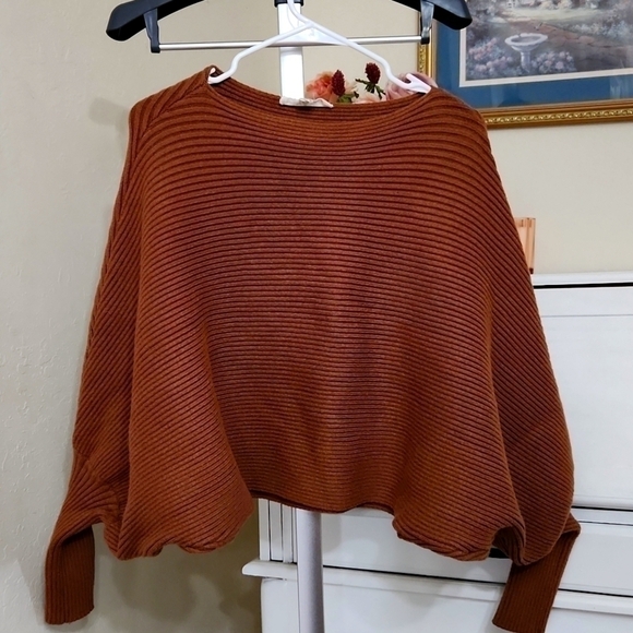 Vine & Love Sweaters - Batwing Chocolate Mocha Color Sweater Size small Lagenlook Glam Y2k Cozy